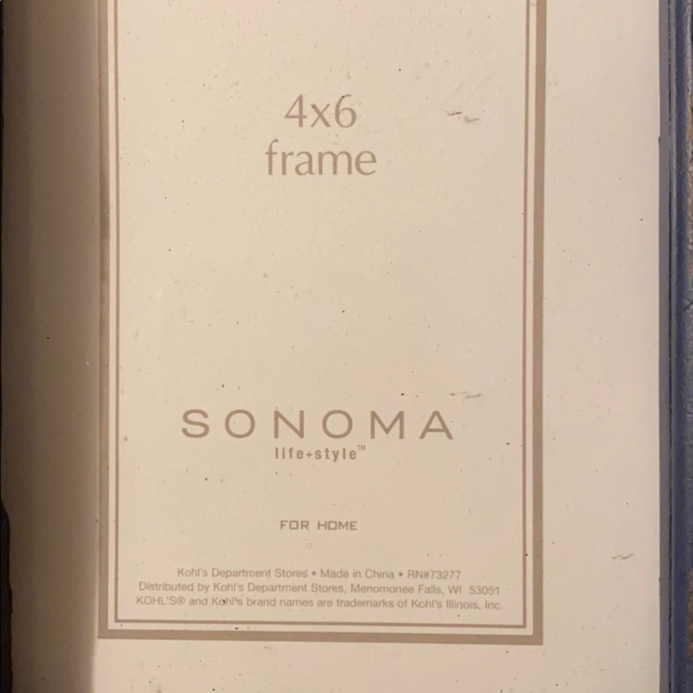 Like New - Sonoma Picture Frame - Picture 3 of 4